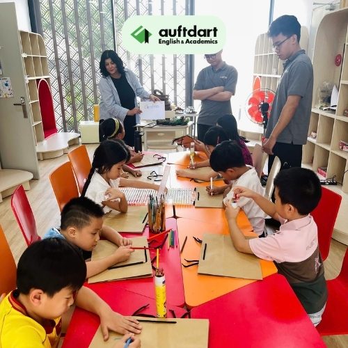 Khám phá truyền thống Noel cùng giáo viên bản ngữ