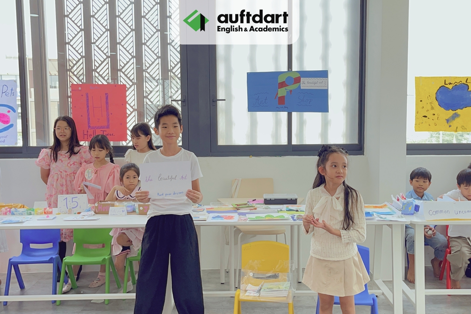 Hơn cả một dự án "Nhà khởi nghiệp trẻ": Bài học về tư duy song song